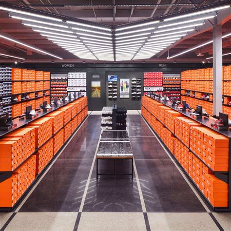 mondkapjes kopen nike|Nike Factory Stores.